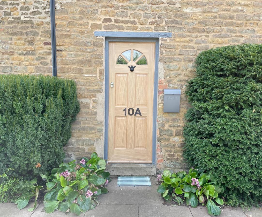 The Limes - Beautiful Townhouse In Oakham Apartment Exterior photo